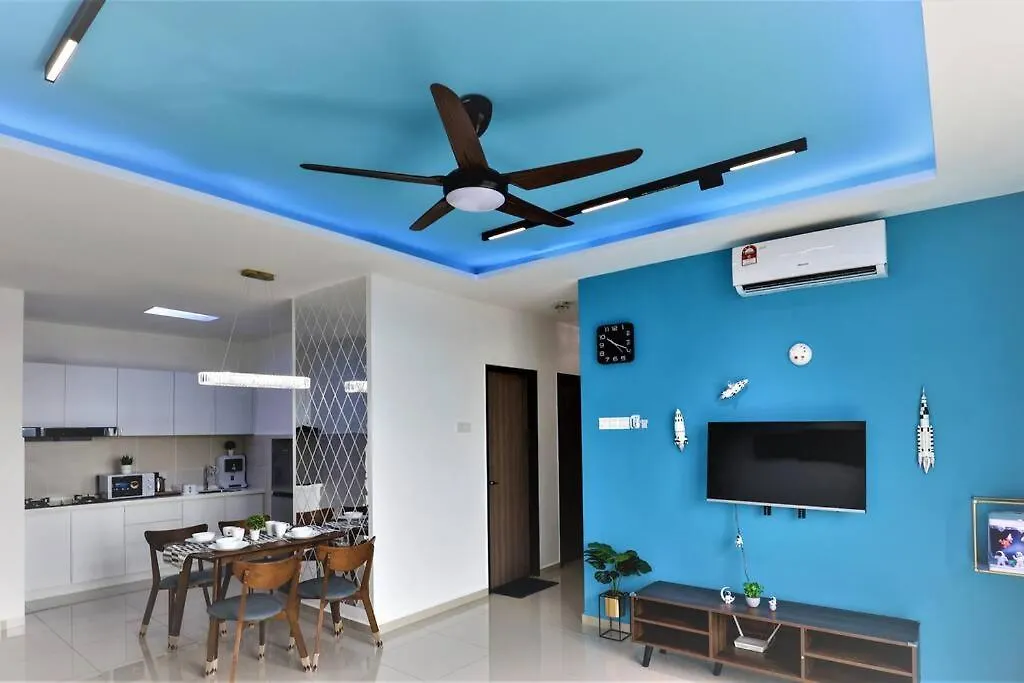 New Astronaut Theme @Melaka Town Apartment